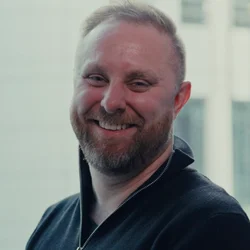 Tim Annis, CEO of Bluechain